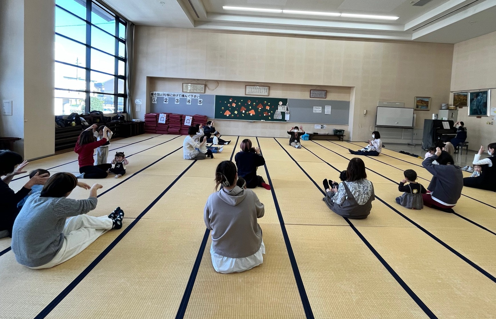 親子学級「なかよし広場」⑤を開催しました（R7.11.12)の画像